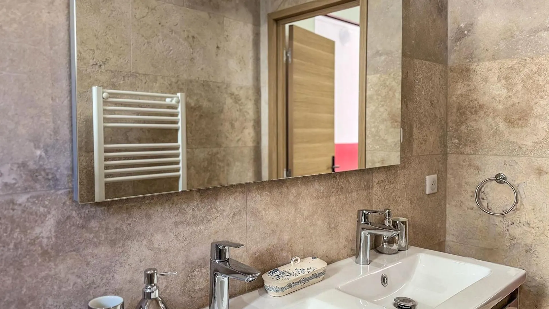 Grand Appartement Renove - Jardin Et Parking - Cz Cannes France